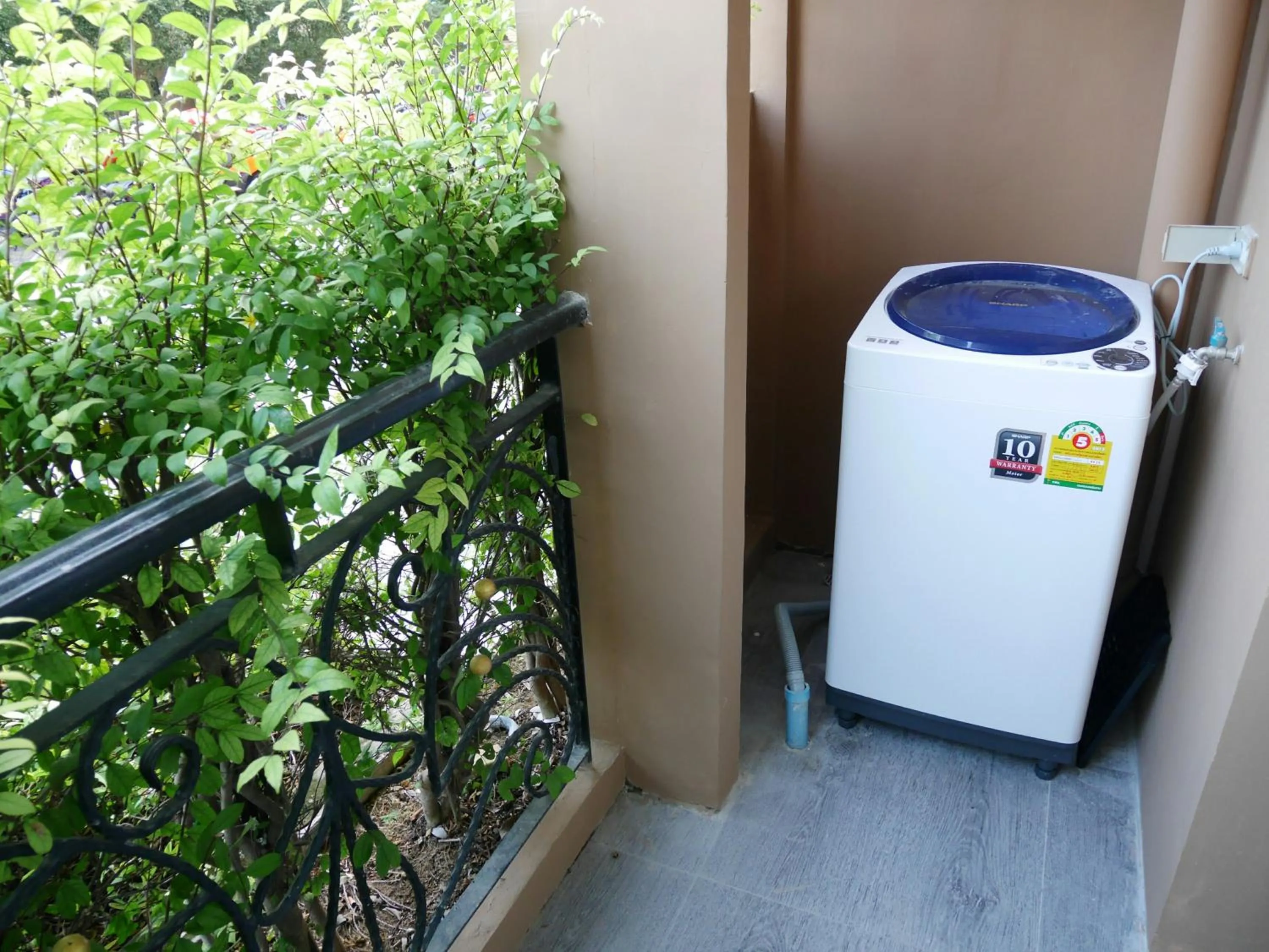 Atlantis Condo & Water Park Pattaya By the Sea