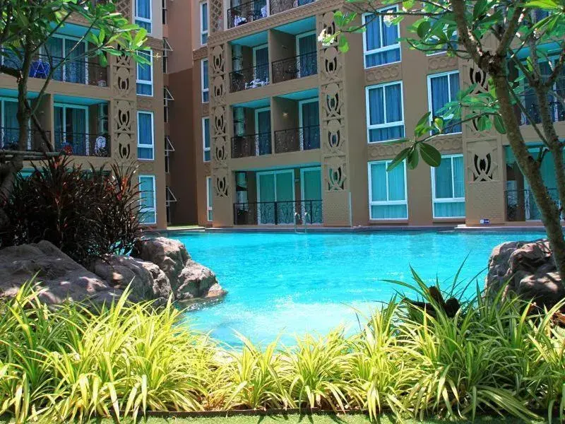 Swimming Pool in Atlantis Condo & Water Park Pattaya By The Sea