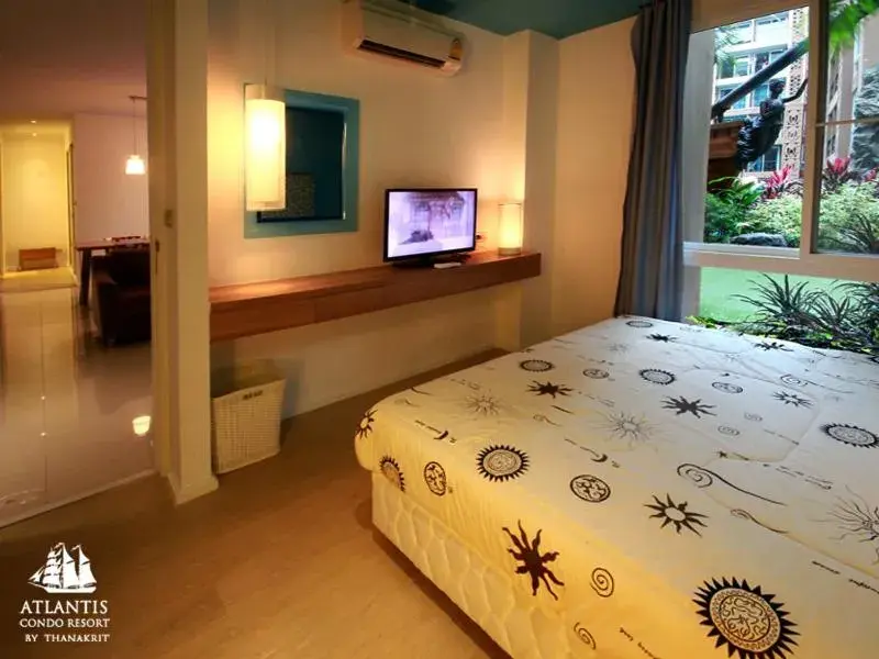 TV/Entertainment Center in Atlantis Condo & Water Park Pattaya By The Sea