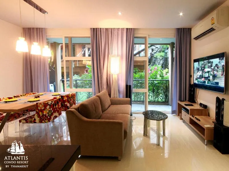 Atlantis Condo & Water Park Pattaya By the Sea