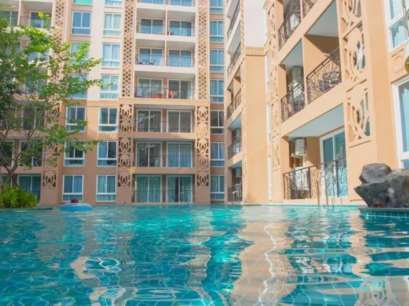 Swimming Pool in Atlantis Condo & Water Park Pattaya By The Sea