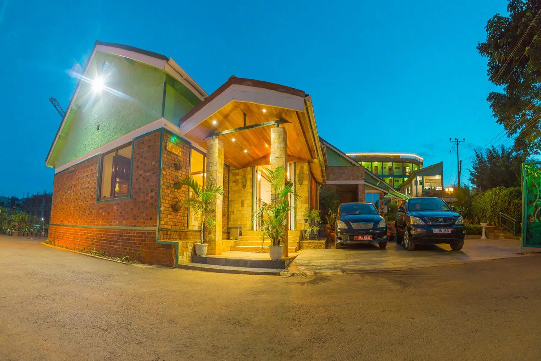 Shangri-la Hotel Muyenga