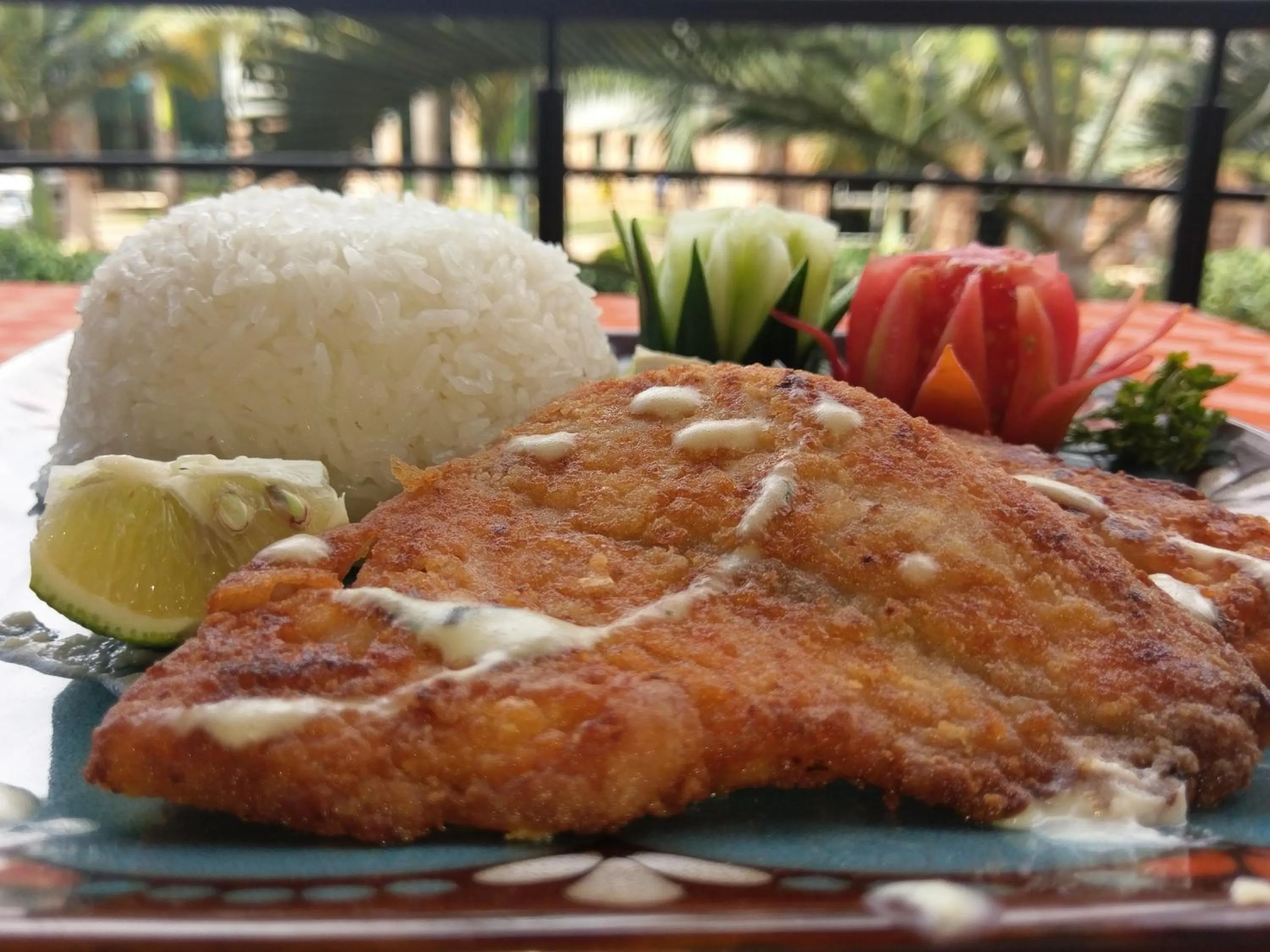 Restaurant/places to eat in Shangri-la Hotel Muyenga