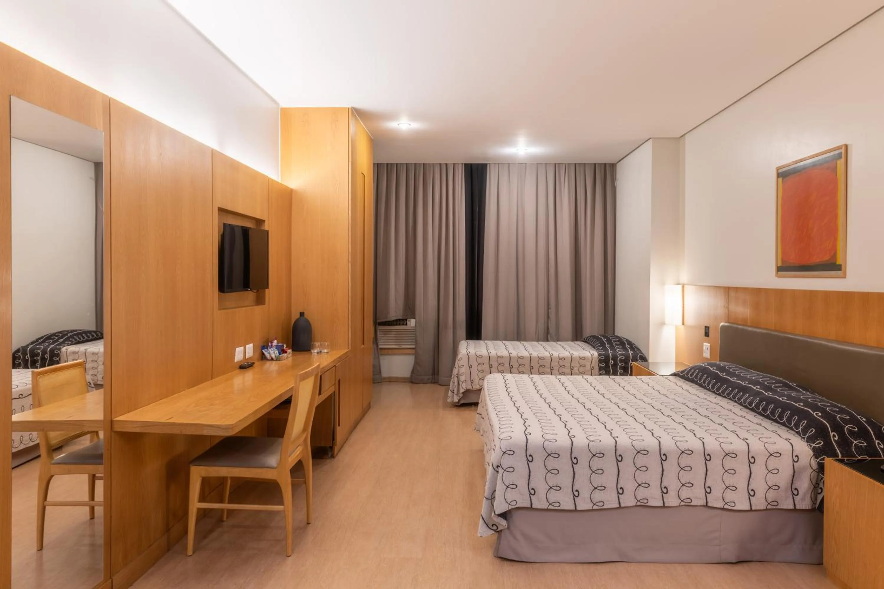 Bedroom, Bed in DELPLAZA Excelsior São Paulo - By Monreale