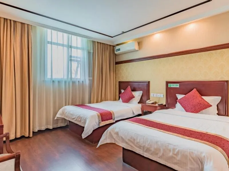 Bed in GreenTree Inn Beijing Yuegezhuang Business Hotel