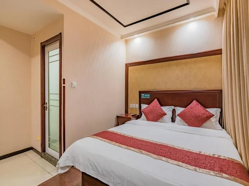 Bed in GreenTree Inn Beijing Yuegezhuang Business Hotel