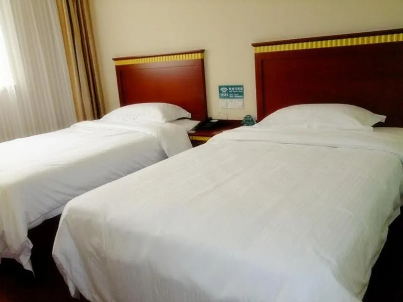 Bedroom in GreenTree Inn Shanghai Minhang Jiaoda Dongchuan Road Shell Hotel