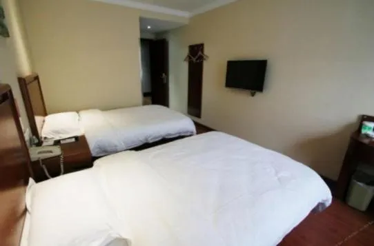 GreenTree Inn Shanghai Luojing Express Hotel