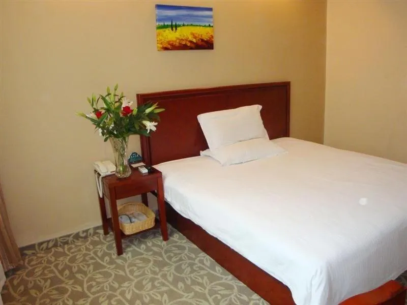 GreenTree Inn Shanghai Nanqiao Nanfeng Highway Express Hotel