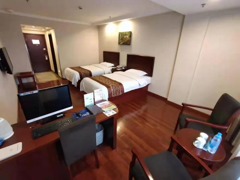 Bed in GreenTree Inn Shanghai Jiading Dazhong International Auto City Business Hotel