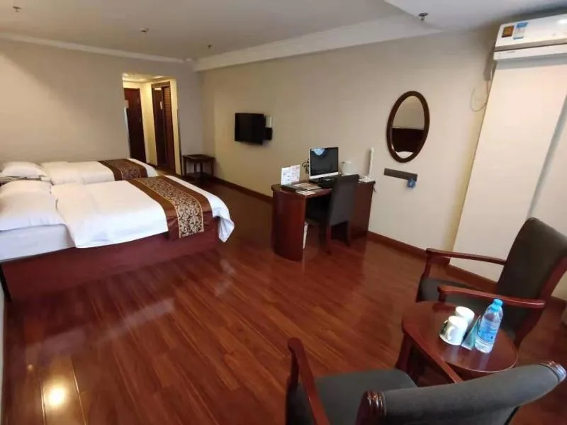 Bed in GreenTree Inn Shanghai Jiading Dazhong International Auto City Business Hotel