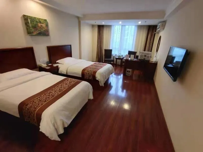 Bed in GreenTree Inn Shanghai Jiading Dazhong International Auto City Business Hotel