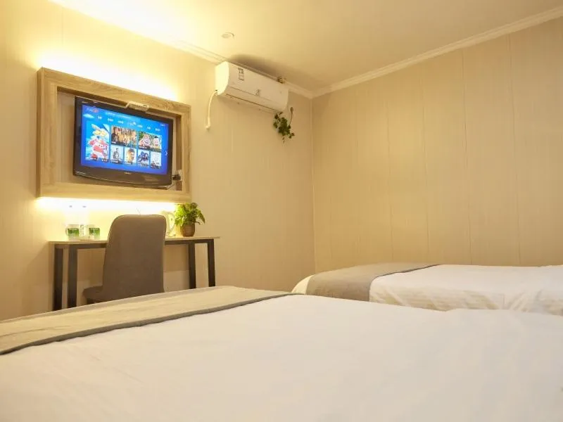 Bed in GreenTree Inn Nanjing Qinhuai District Xinjiekou Subway Station Express Hotel