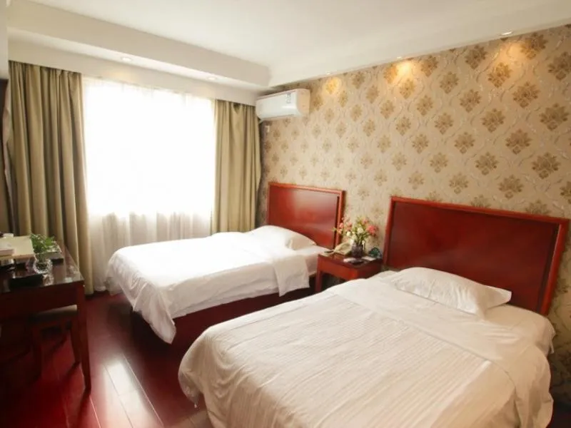Bed in GreenTree Inn Jiangsu Nanjing Confucius Temple South Taiping Road Express Hotel