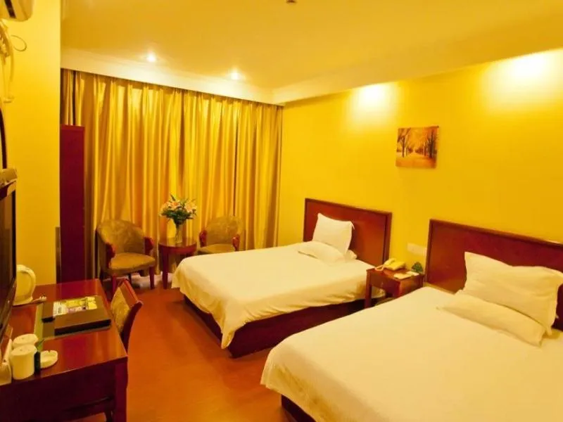 Bed in GreenTree Inn Jiangsu Nanjing Olympic Sports Center Express Hotel