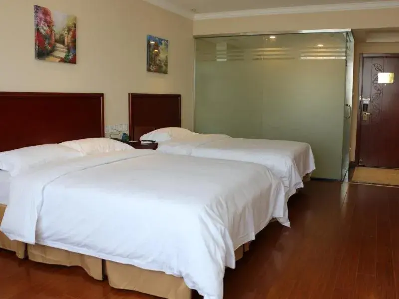 Bed in GreenTree Inn Hebei Baoding Sanfeng Road Agricultural University Shell Hotel Bed in GreenTree Inn Hebei Baoding Sanfeng Road Agricultural University Shell Hotel