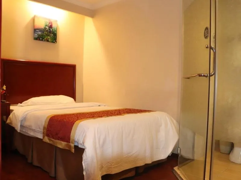 Bed in GreenTree Inn HeBei ZhangJiaKou XuanHua BoJu Countryside Business Hotel