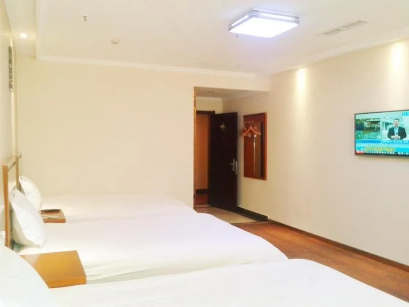 Bed in GreenTree Inn Hebei Tangshan Caofeidian Economic Development Zone Municipal Building Express Hotel