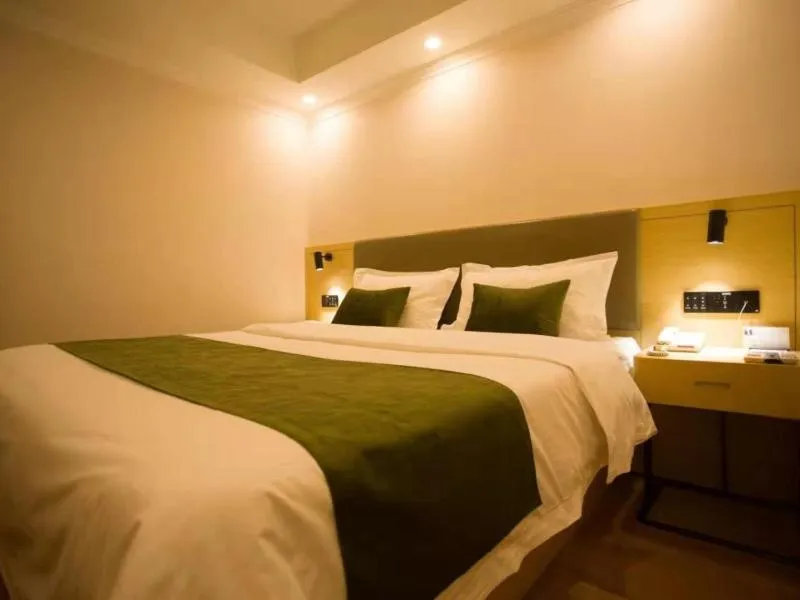 Bed in GreenTree Inn Hebei Langfang Development Zone Convention and Exhibition Centre Business Hotel