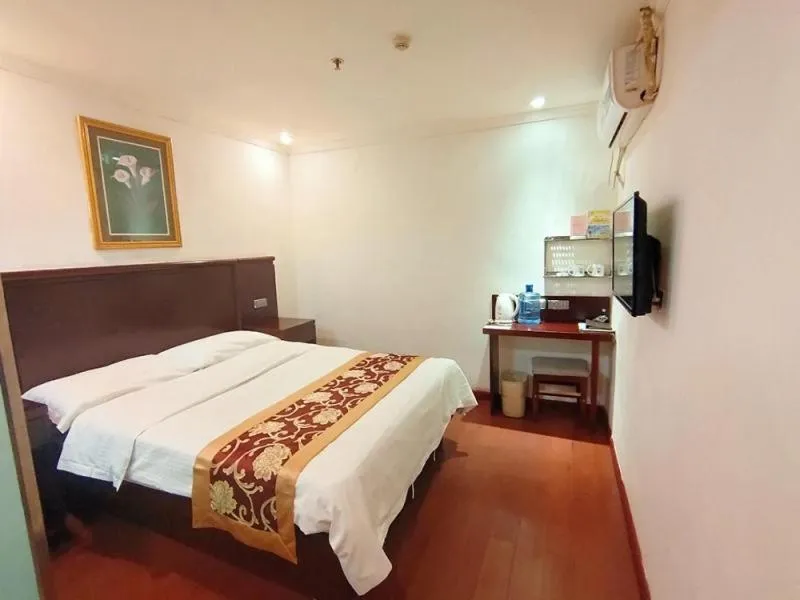 GreenTree Inn Hebei Xingtai Railway Station Business Hotel