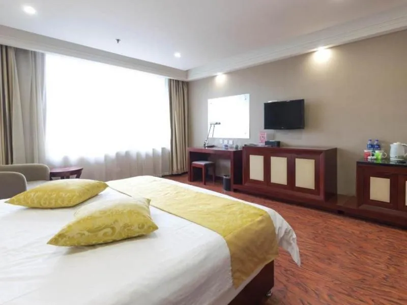 TV/Entertainment Center in GreenTree Inn Taiyuan Pingyang Road Business Hotel