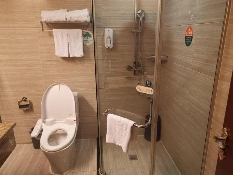 Bathroom in GreenTree Inn Taiyuan Pingyang Road Business Hotel