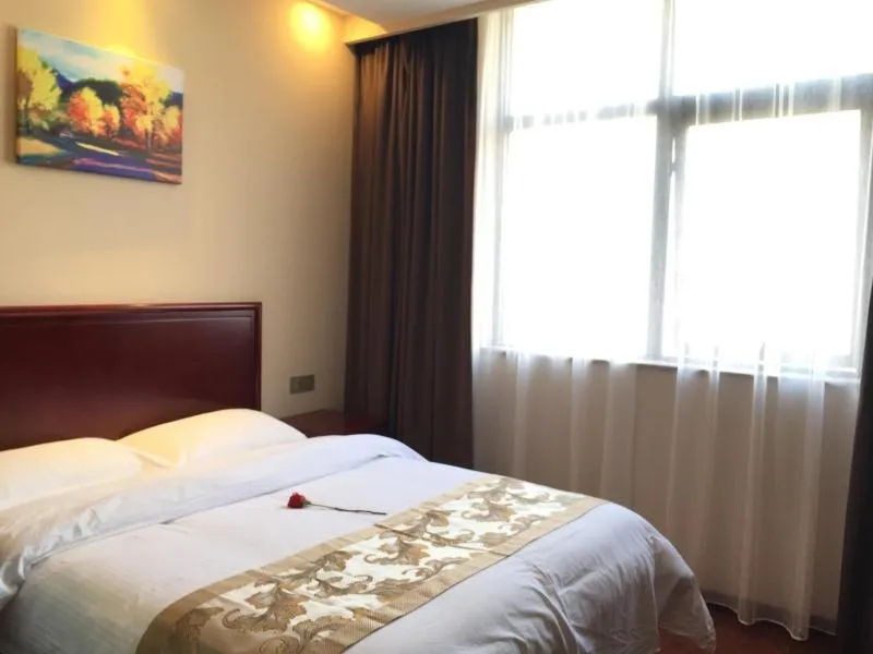 Bed in GreenTree Inn HeNan HeBi HengShan Road Business Hotel