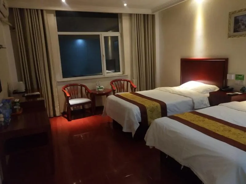Bed in GreenTree Inn Shandong Heze Development Zone Guangzhou Road Yuehua Express Hotel