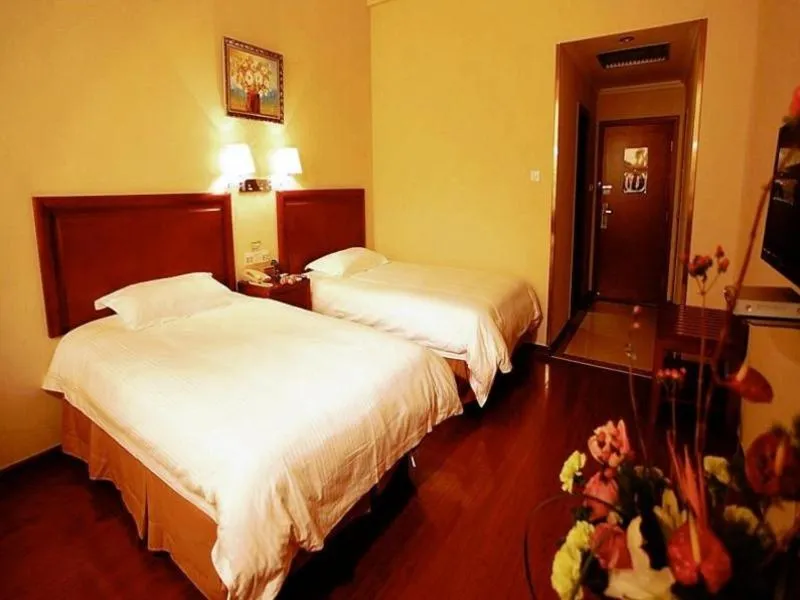 Bed in GreenTree Inn Shandong Zibo Railway Station Jinjing Avenue Business Hotel