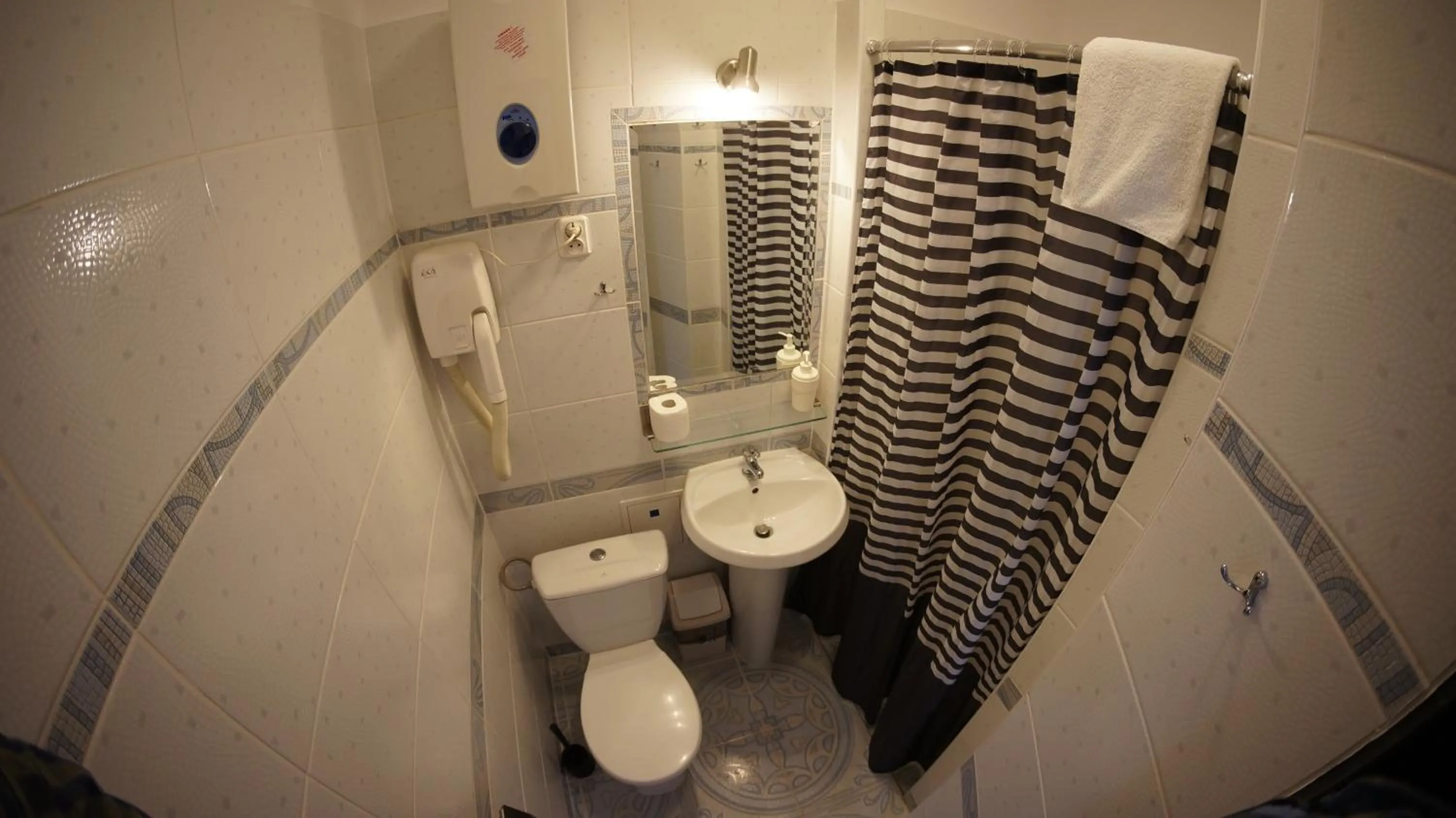 Bathroom in Metropolitan Apartments
