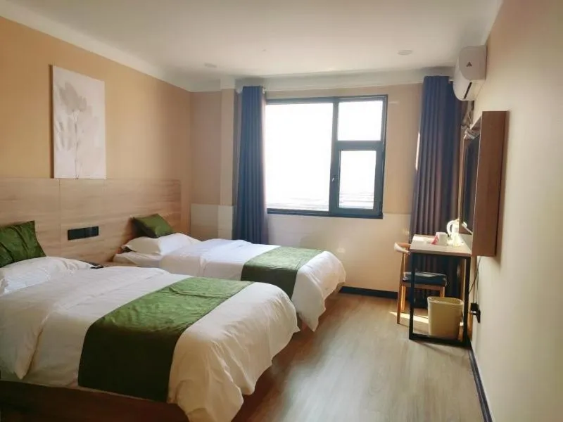 GreenTree Inn Shandong Linyi Bus Station Express Hotel