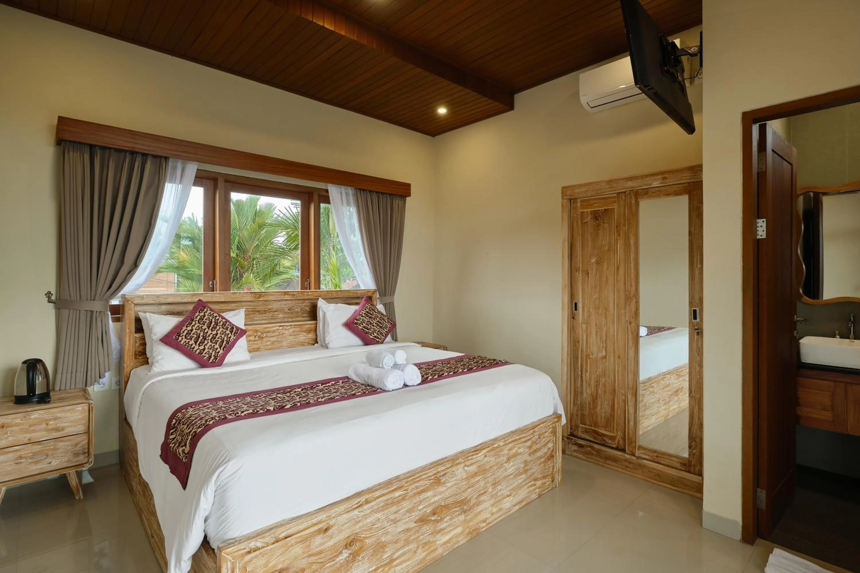 Bed in D'bale Ananda Villa Ubud