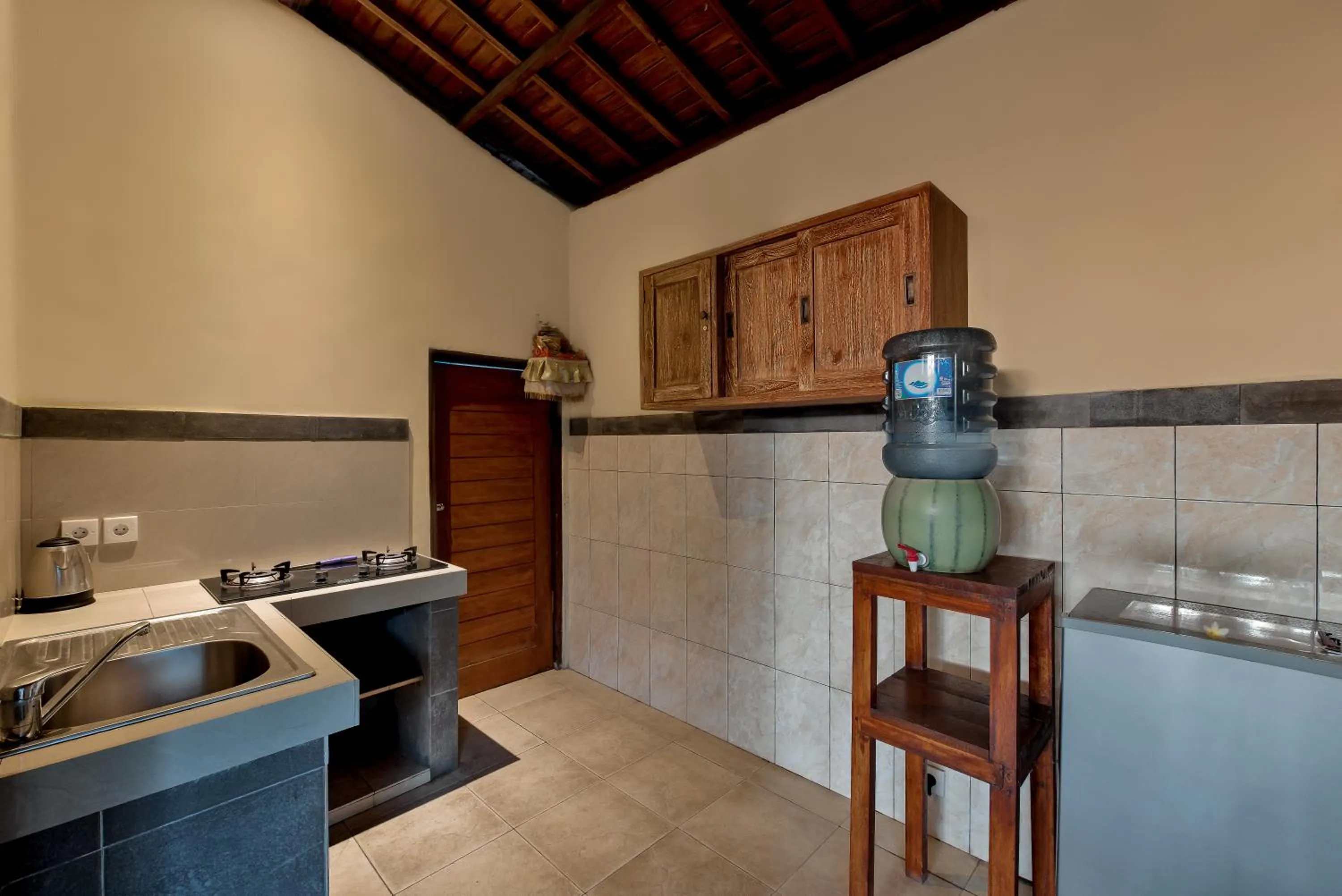 Kitchen or kitchenette in D'bale Ananda Villa Ubud
