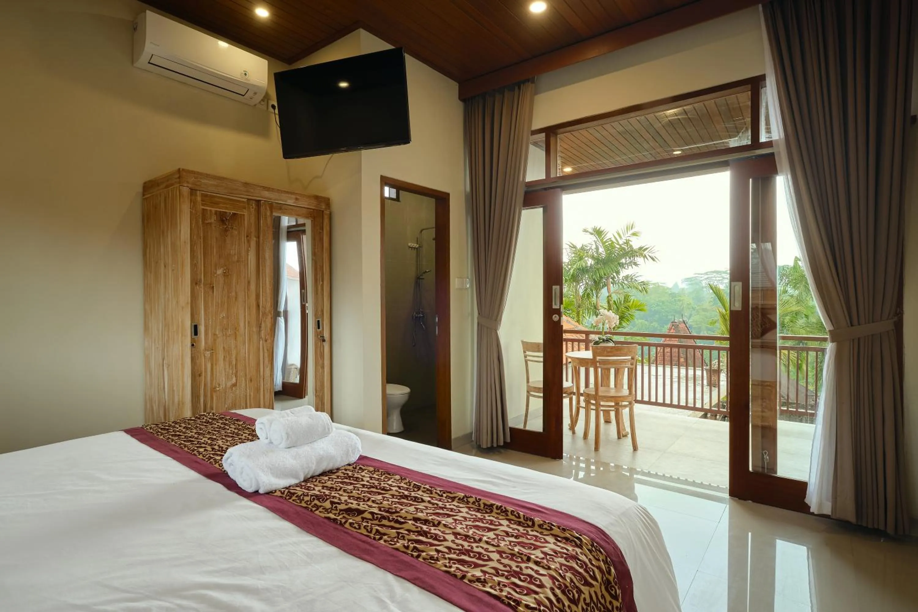 Bed in D'bale Ananda Villa Ubud