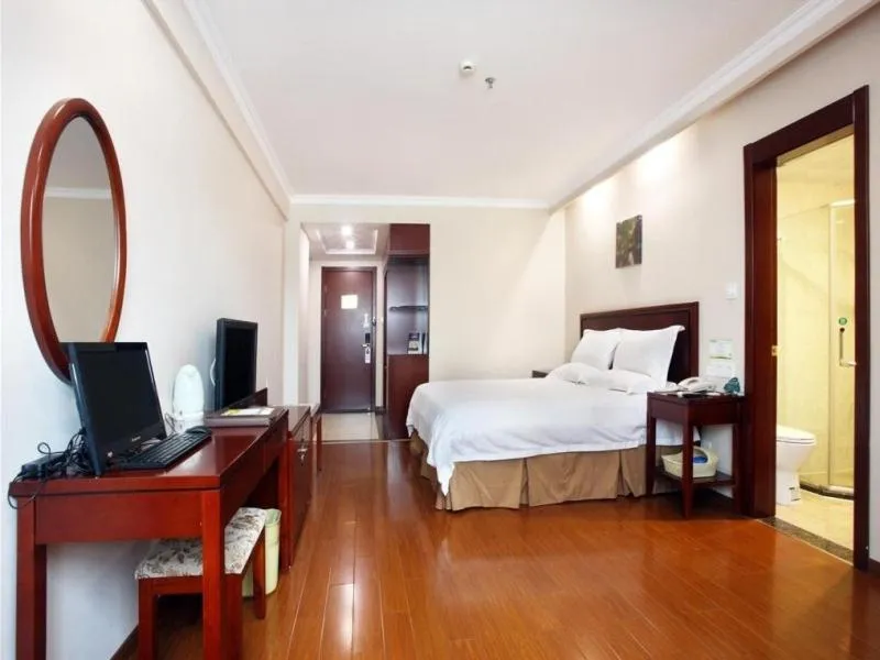 Bed in GreenTree Inn Anhui Huangshan Jiangjing District Tiandu Avenue Business Hotel