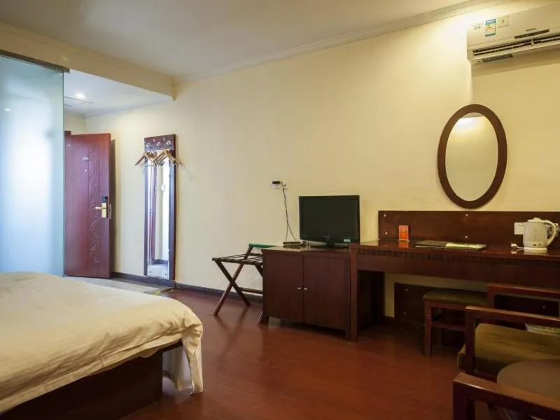 Bed in GreenTree Inn Anhui Huaibei Renmin Road Business Hotel