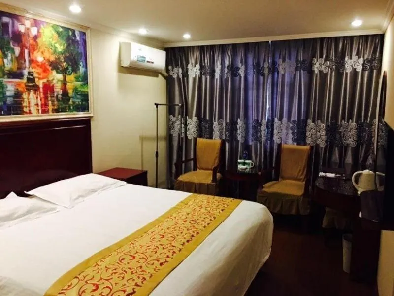 Bed in GreenTree Inn Anhui Tongling North Yian Road Fortune Plaza Express HotelPlaza Express Hotel