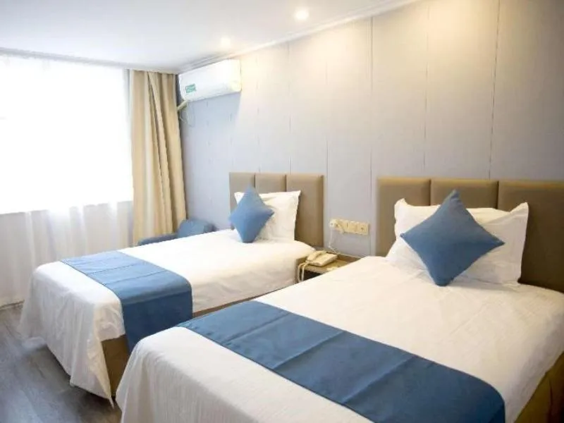 Bed in GreenTree Inn Anhui Tongling North Yian Road Fortune Plaza Express HotelPlaza Express Hotel