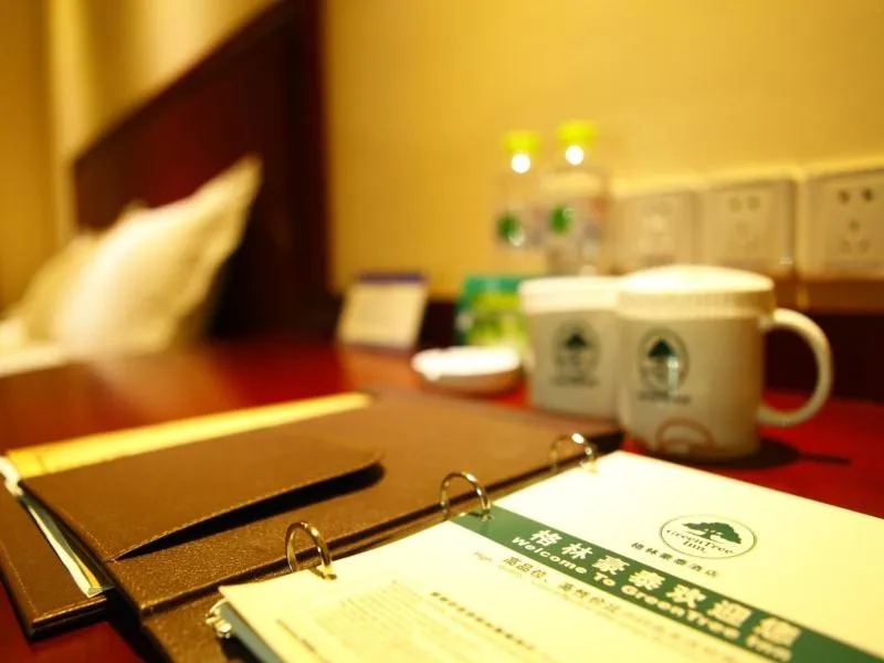 Bed in GreenTree Inn Shandong Zaozhuang Xuecheng District Road Taishan Road Road Communist Youth League School Express Hotel