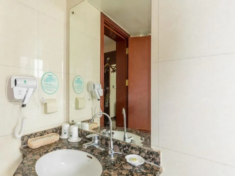 GreenTree Inn Shandong Rizhao University City Express Hotel