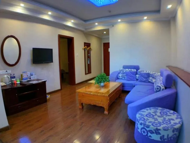 GreenTree Inn Henan Kaifeng Gulou Square Express hotel