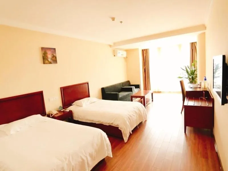 Bed in GreenTree Inn Jiangsu Wuxi Huishan Ancient Town Business Hotel