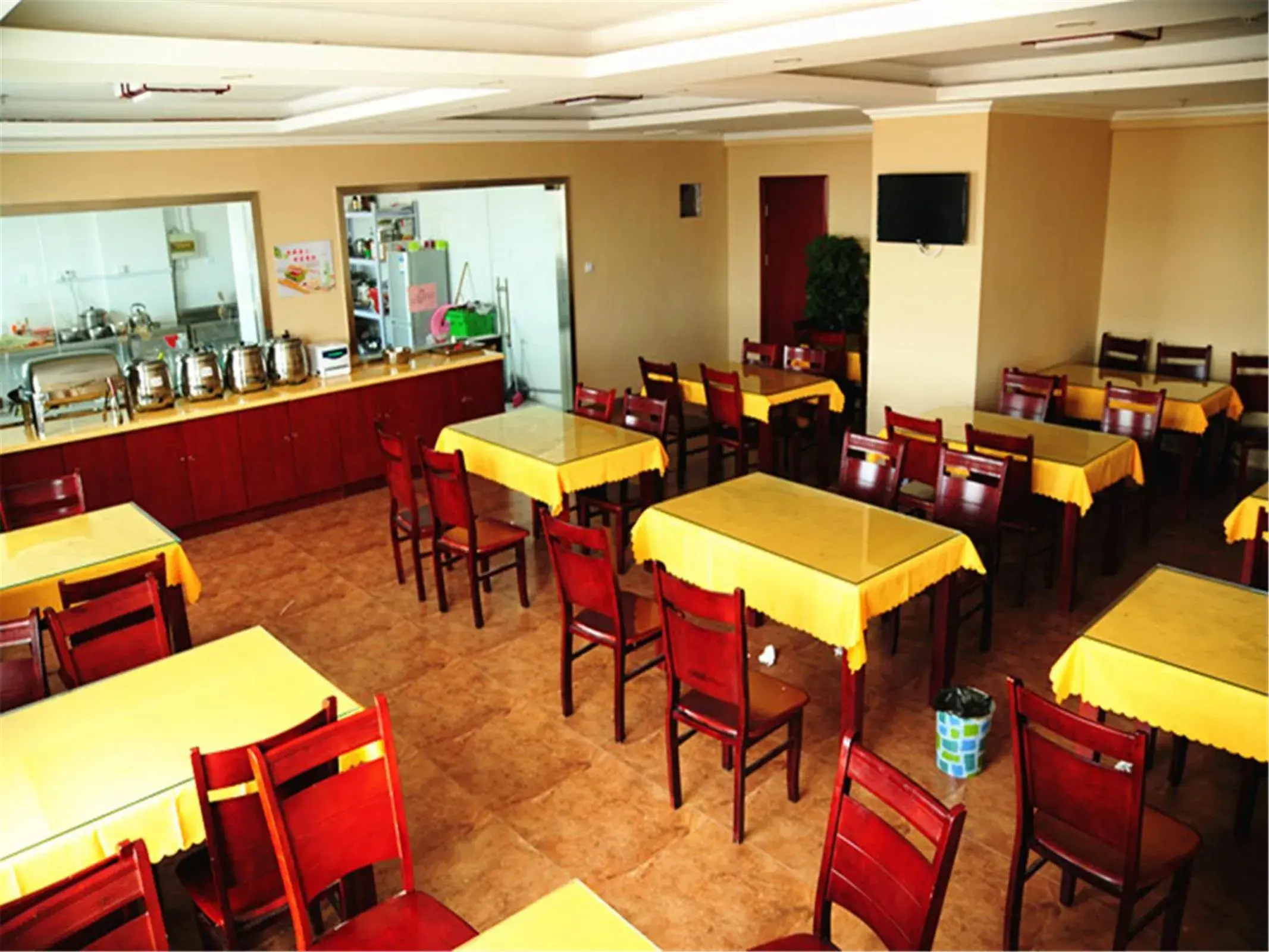 Restaurant/places to eat in GreenTree Inn Jiangsu Zhenjiang Gaotie Wanda Square Express Hotel Restaurant/places to eat in GreenTree Inn Jiangsu Zhenjiang Gaotie Wanda Square Express Hotel