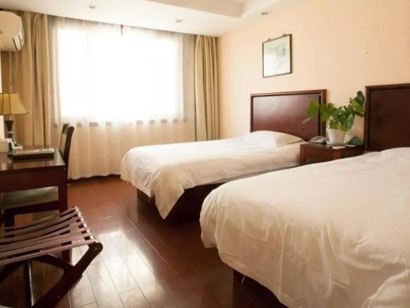 GreenTree Inn Suzhou Guanqian Yangyuxiang Metro Station Business Hotel