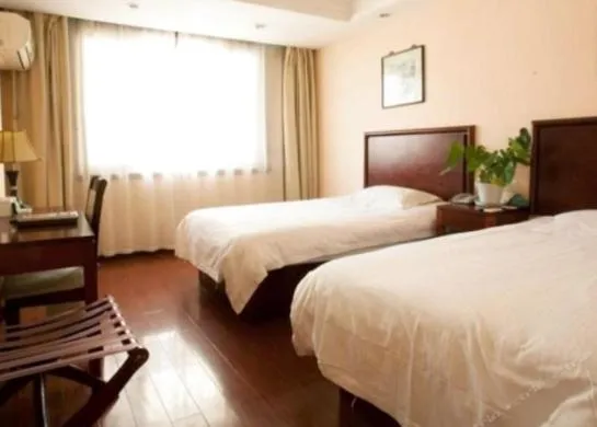 GreenTree Inn Suzhou Guanqian Yangyuxiang Metro Station Business Hotel