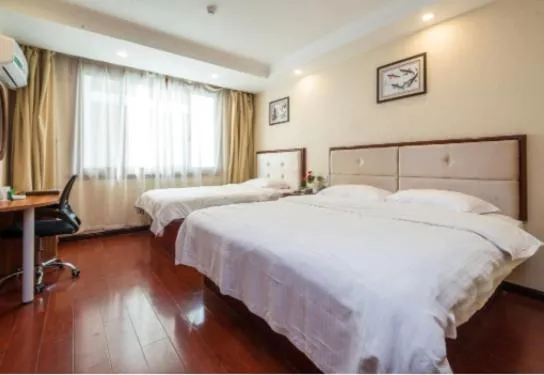 GreenTree Inn Suzhou Guanqian Yangyuxiang Metro Station Business Hotel
