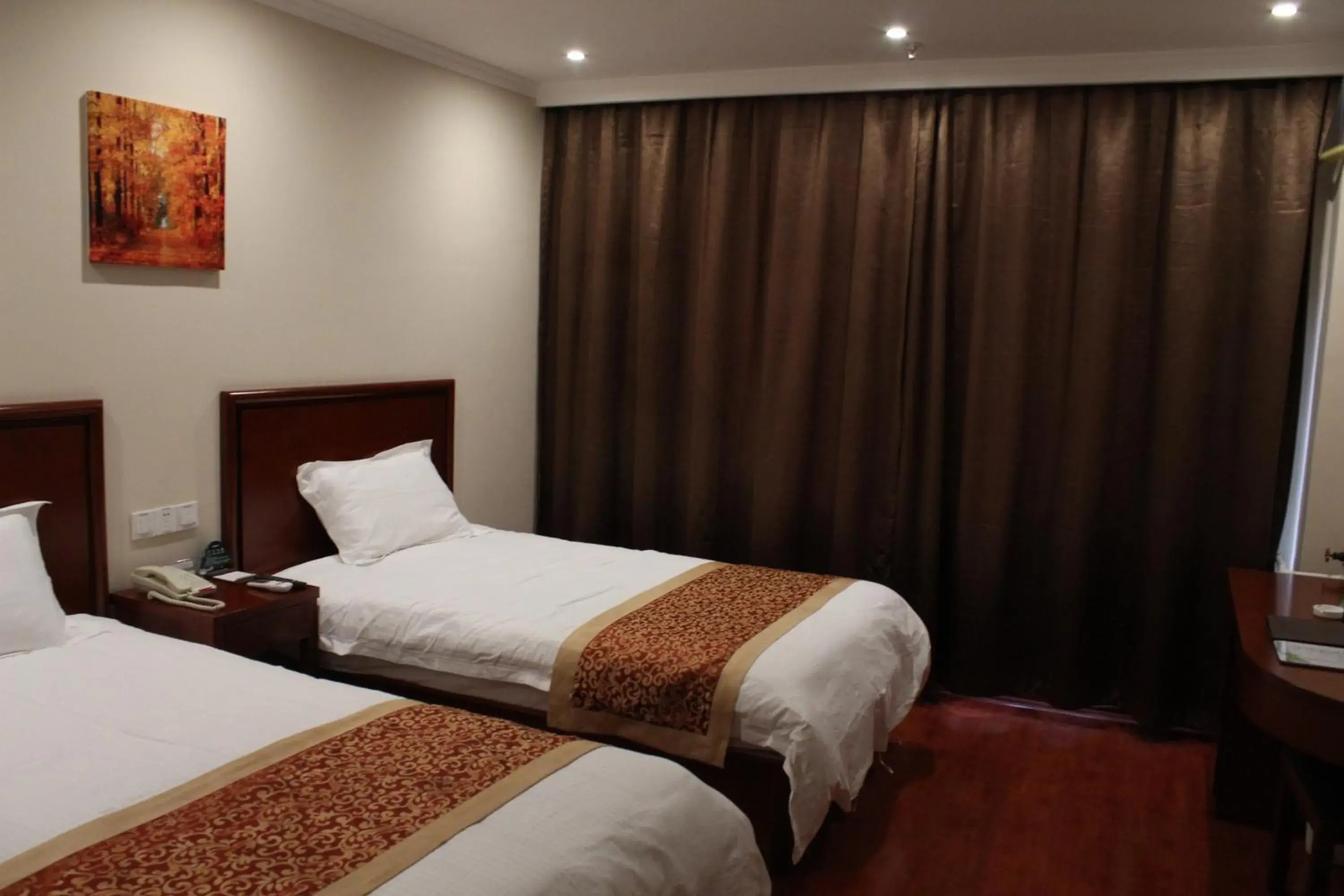 Bedroom in GreenTree Inn Jiangsu Suzhou Wuzhong Business Hotel Bedroom in GreenTree Inn Jiangsu Suzhou Wuzhong Business Hotel