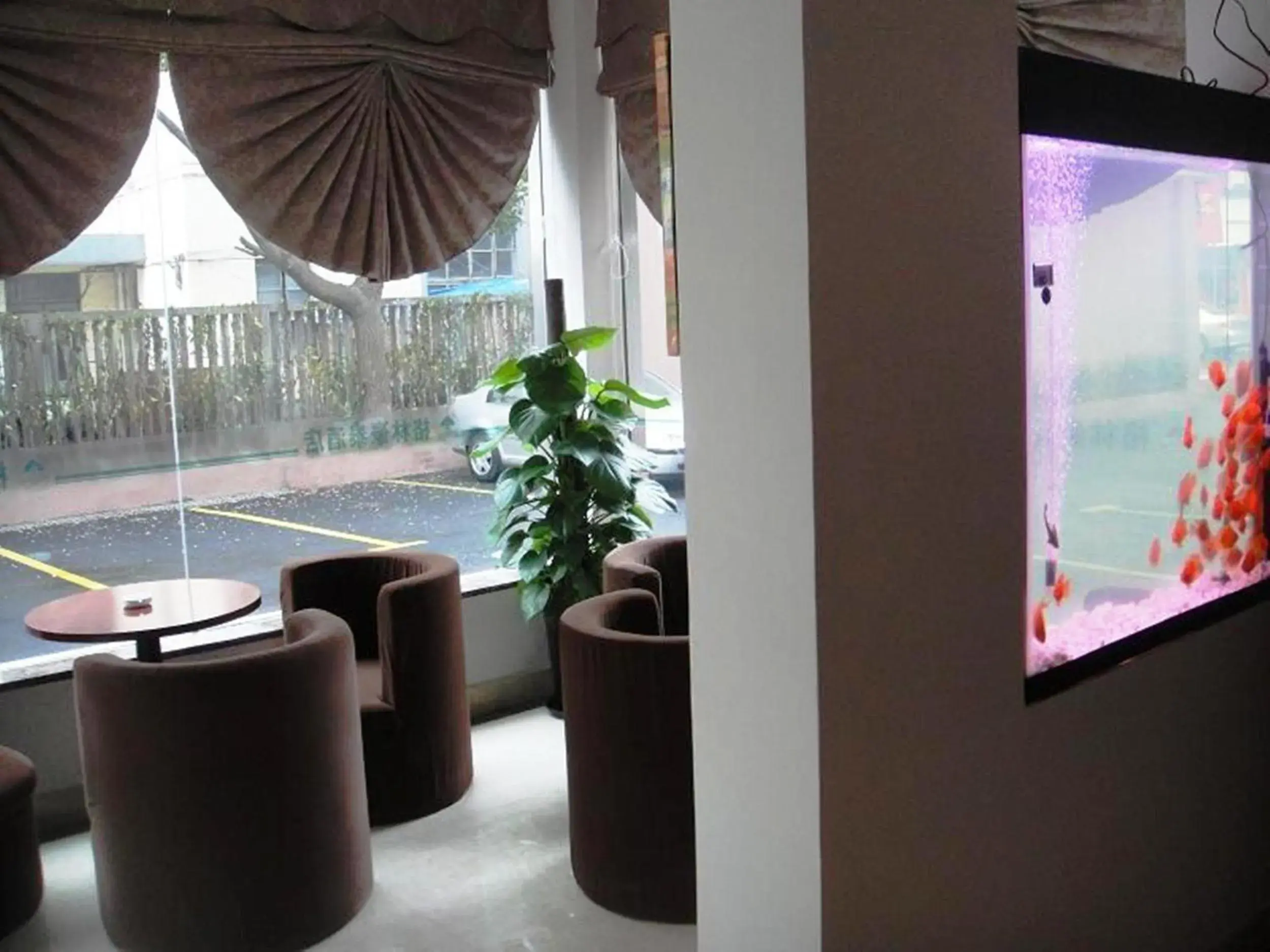 Lounge or bar in GreenTree Inn Jiangsu Suzhou Wuzhong Business Hotel Lounge or bar in GreenTree Inn Jiangsu Suzhou Wuzhong Business Hotel