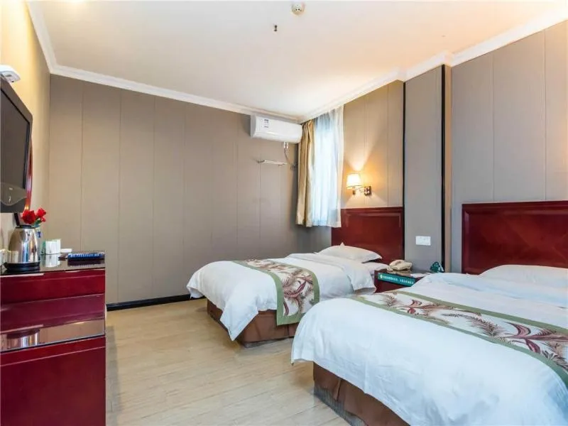 Bed in GreenTree Inn Jiangsu Suzhou Mudu Ancient Street Express Hotel