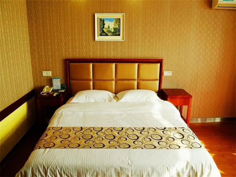 Bed in GreenTree Inn Jiangsu Nantong Development District Middle Road Business Hotel